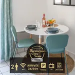 Apartment L'amadeo - T2 Centre-ville & Parking Clermont-Ferrand